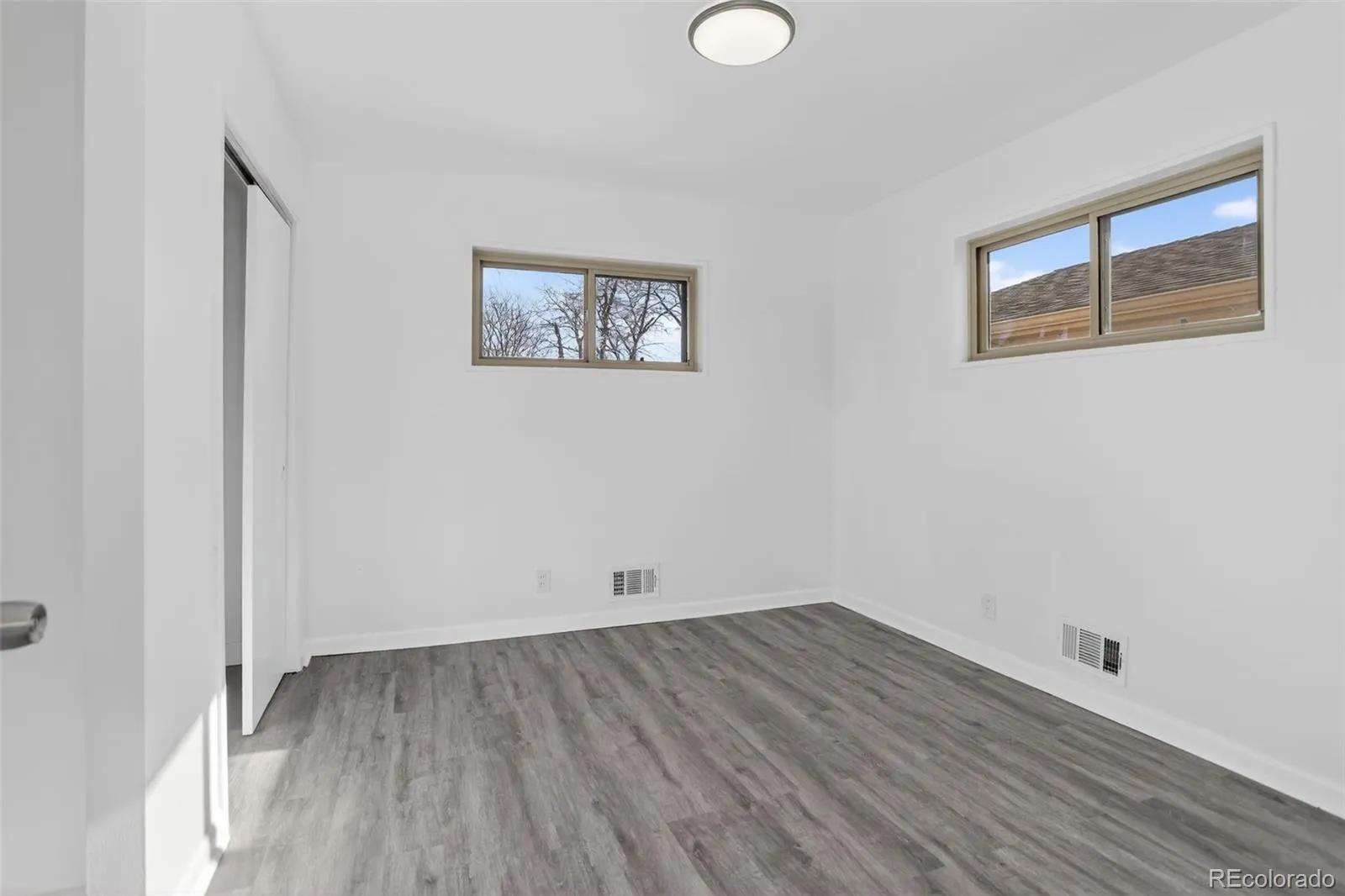 04172026220749 1600 18