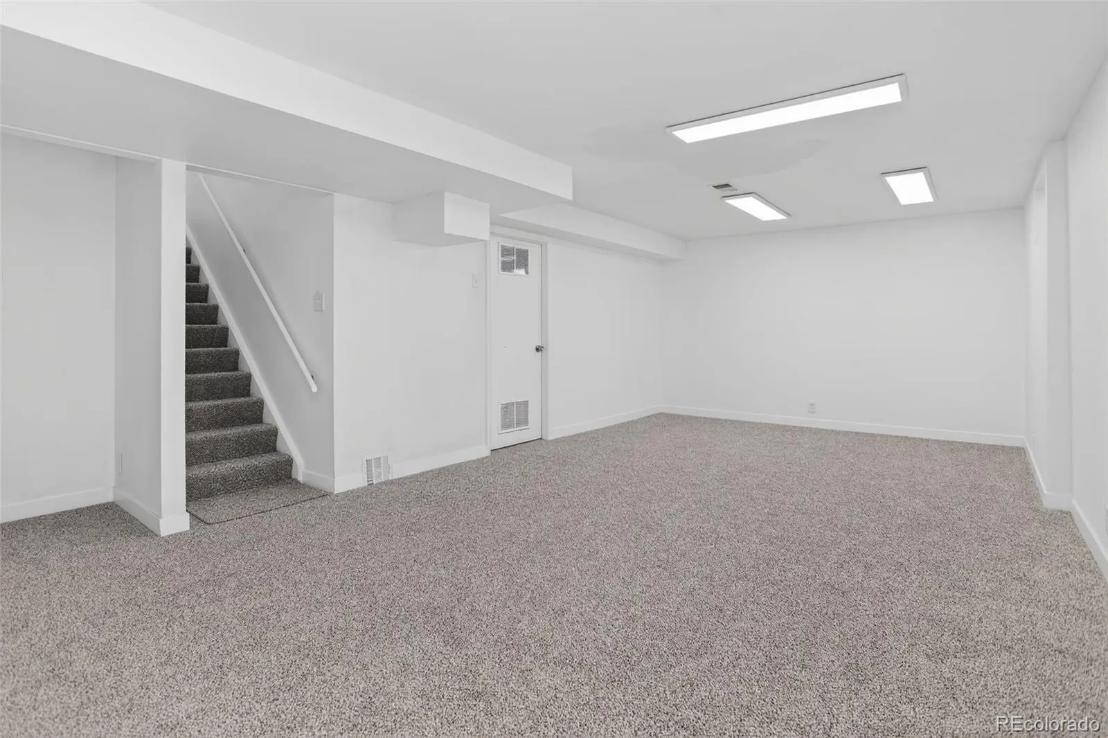 04172026220749 1600 19