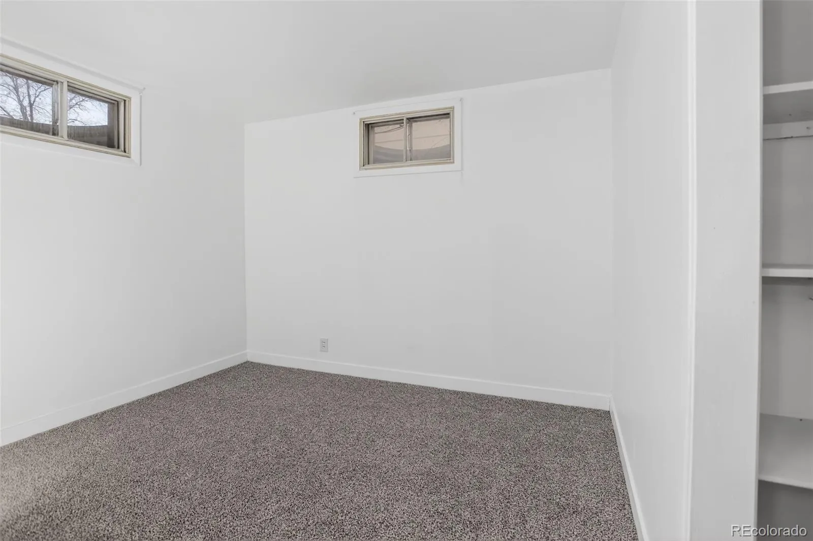 04172026220749 1600 24