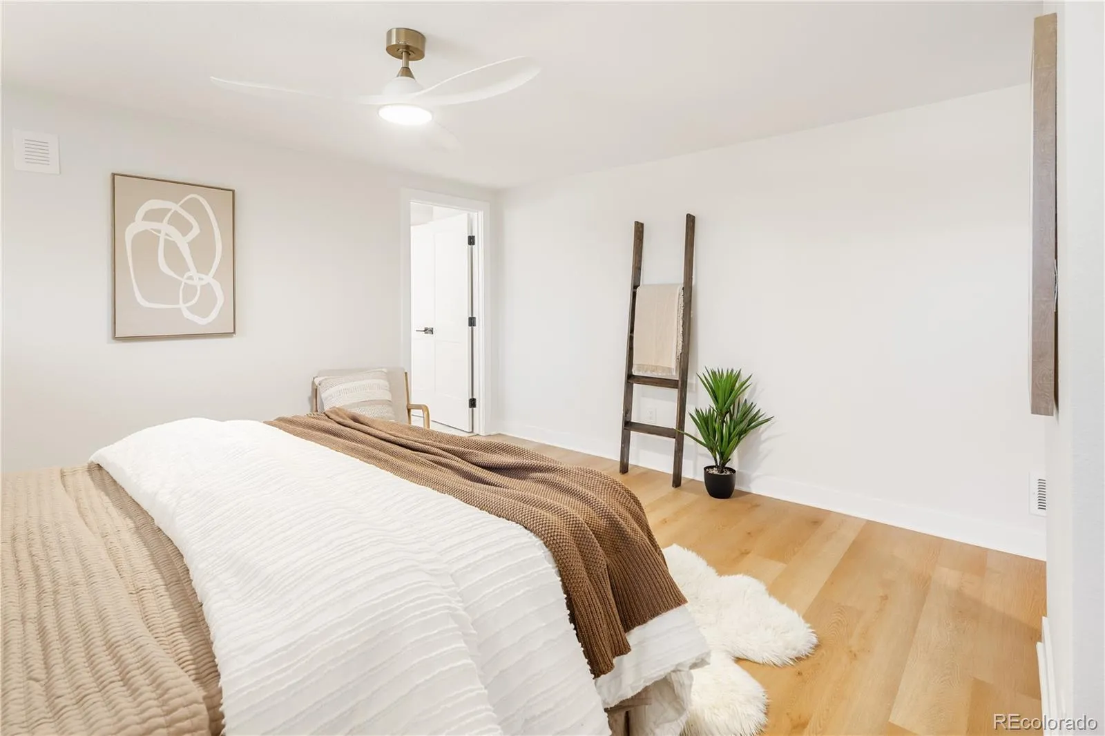 04172026162252 1600 22