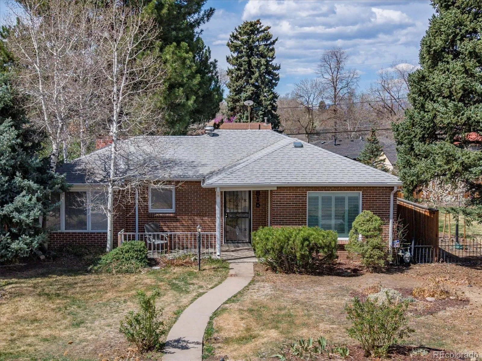 815 Oneida Street Denver CO 80220 MLS #REC8304907 05152026020933 1600 2