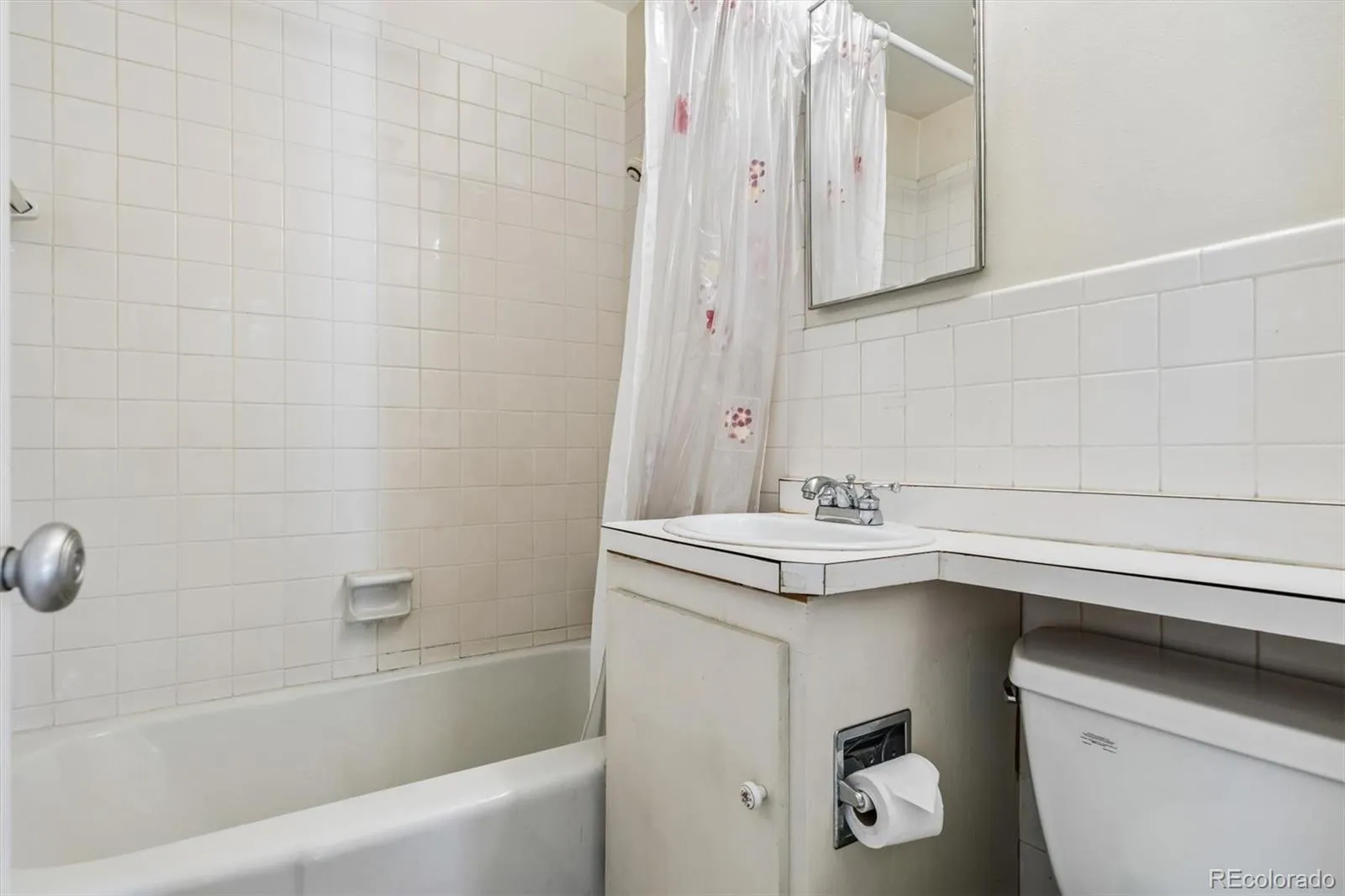 815 Oneida Street Denver CO 80220 MLS #REC8304907 05152026020933 1600 27