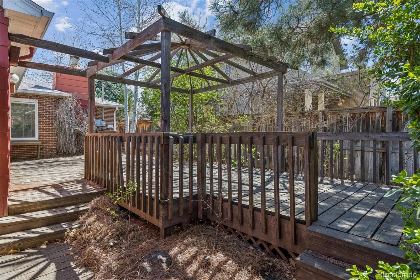 815 Oneida Street Denver CO 80220 MLS #REC8304907 05152026020933 1600 33