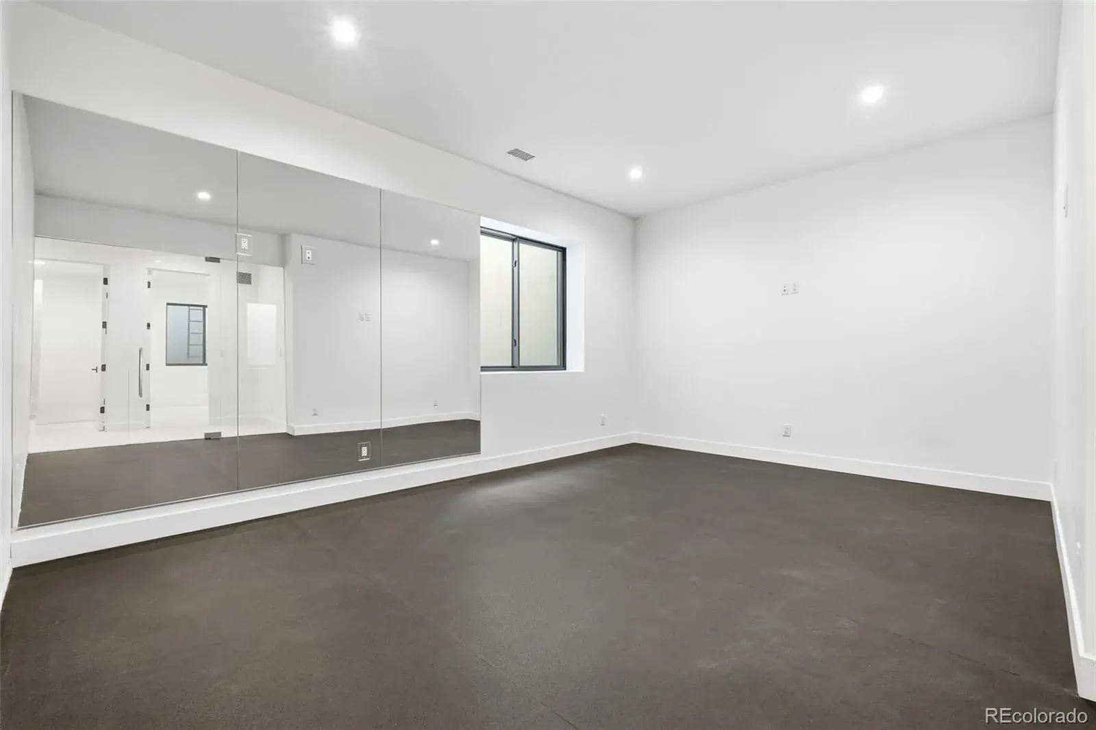 03042026225420 1600 37