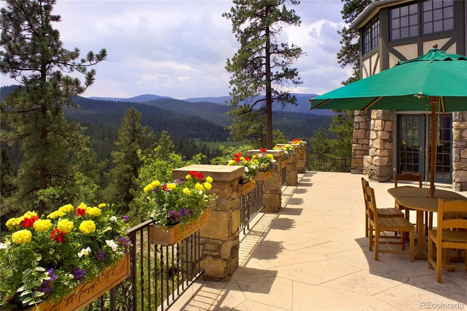 222 Greystone Road Evergreen CO 80439 | MLS #REC8305205 05082026155550 1600 7