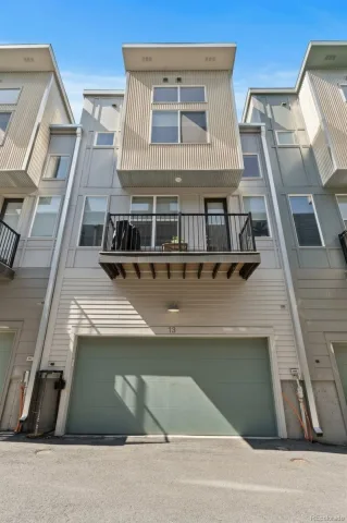 8711 E Hampden Avenue #13 Denver CO 80231 | MLS #REC8306942 10012026041218 640 22