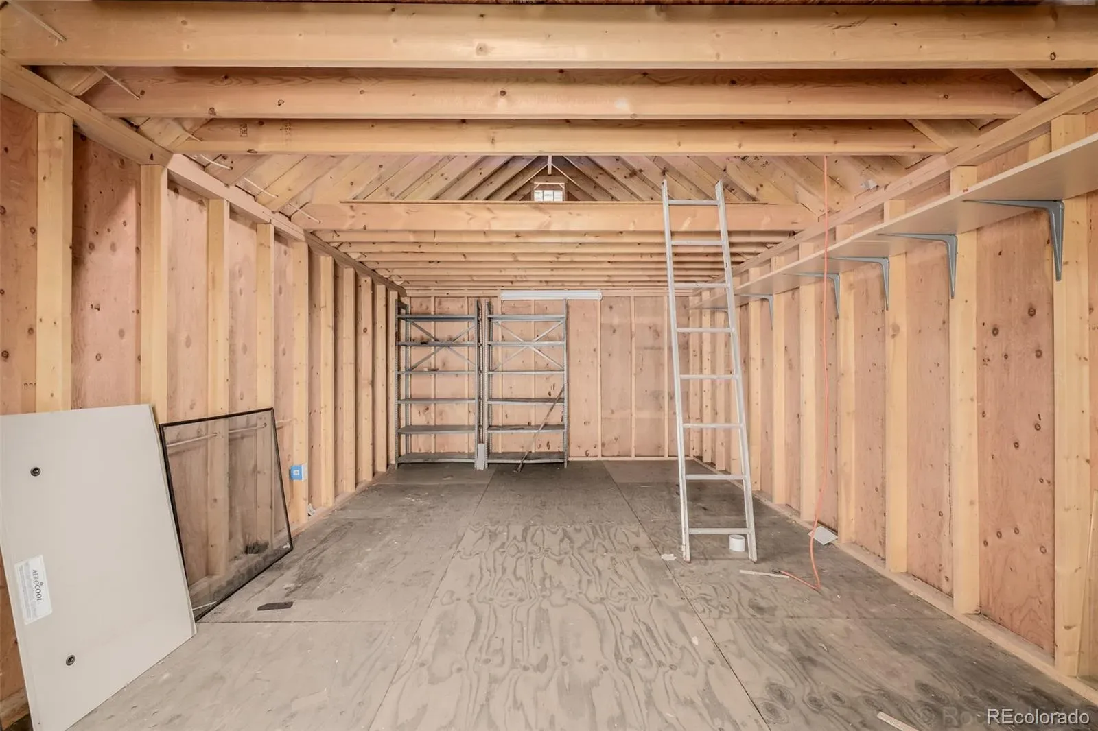 3525 S Brentwood Street Denver CO 80235 MLS #REC8308189 03162026230947 1600 26