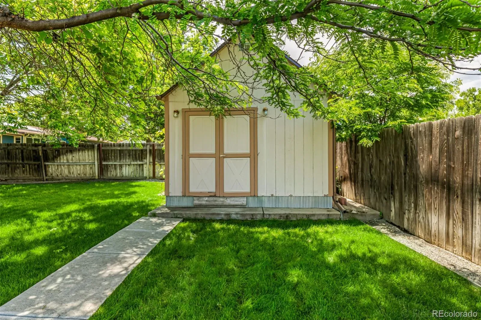 3525 S Brentwood Street Denver CO 80235 MLS #REC8308189 03162026230947 1600 32