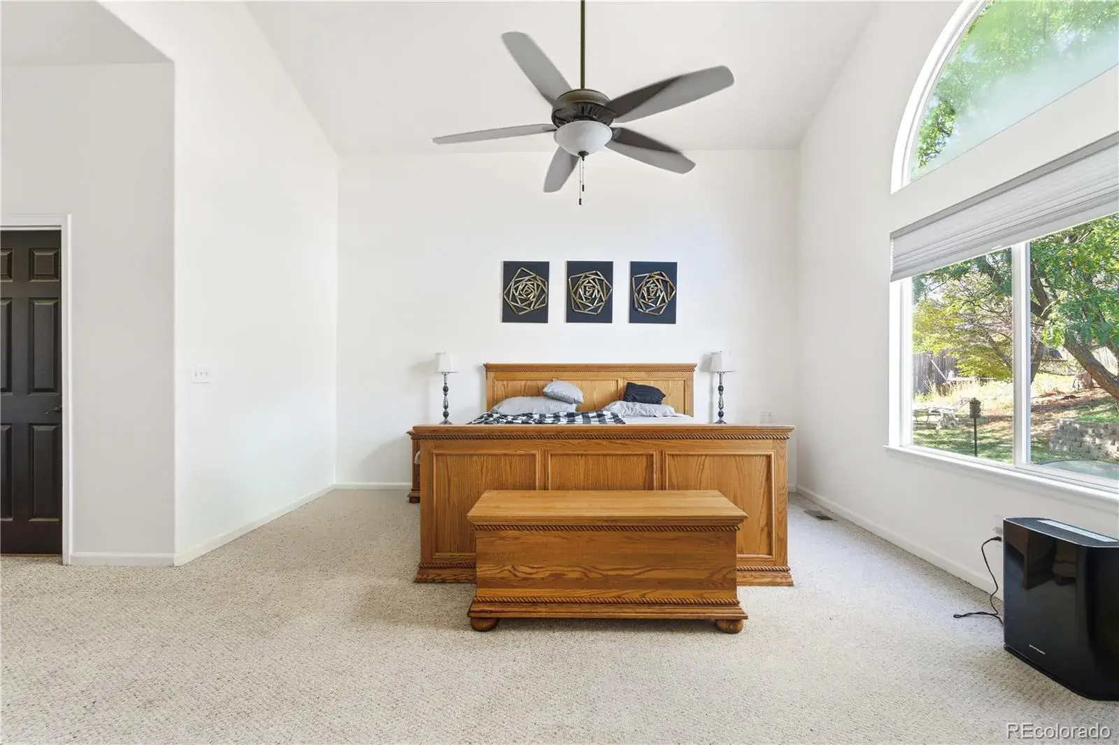 11212025223406 1600 19