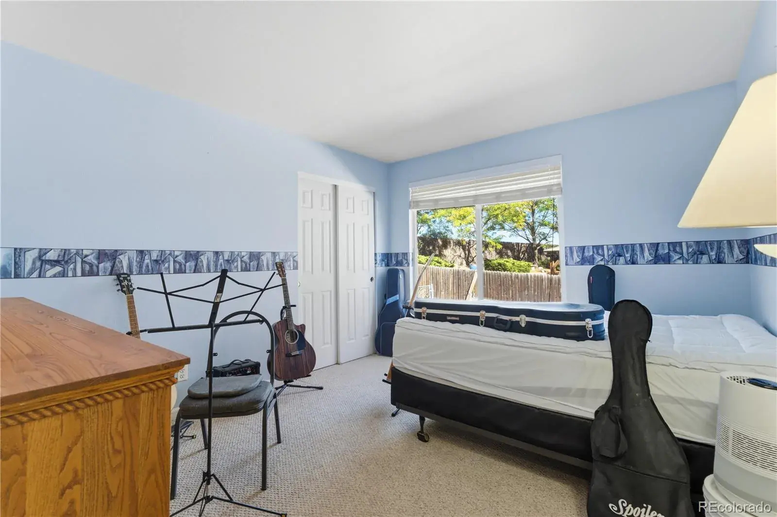 11212025223406 1600 21