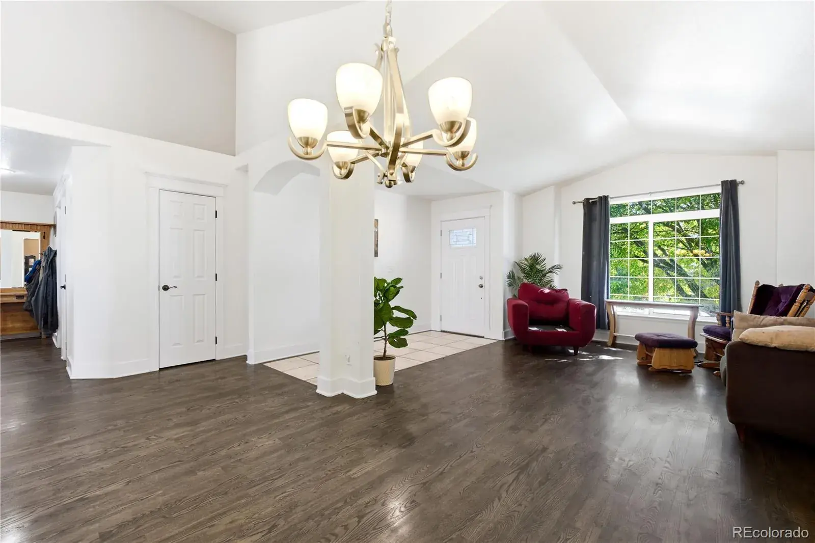 11212025223406 1600 6