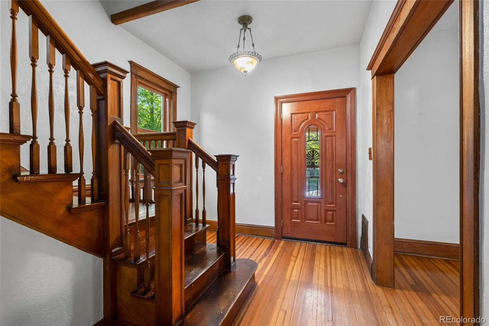 3019 N Gaylord Street Denver CO 80205 MLS #REC8309575 04242026160559 1600 2