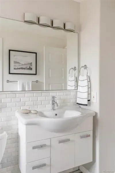 03062026205521 800 17