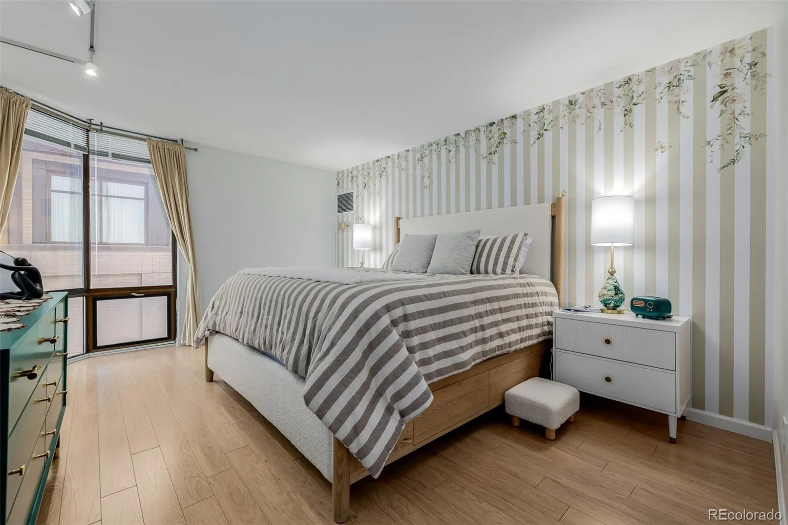 1625 Larimer Street #1207 Denver CO 80202 | MLS #REC8312146 08122026204854 1600 22