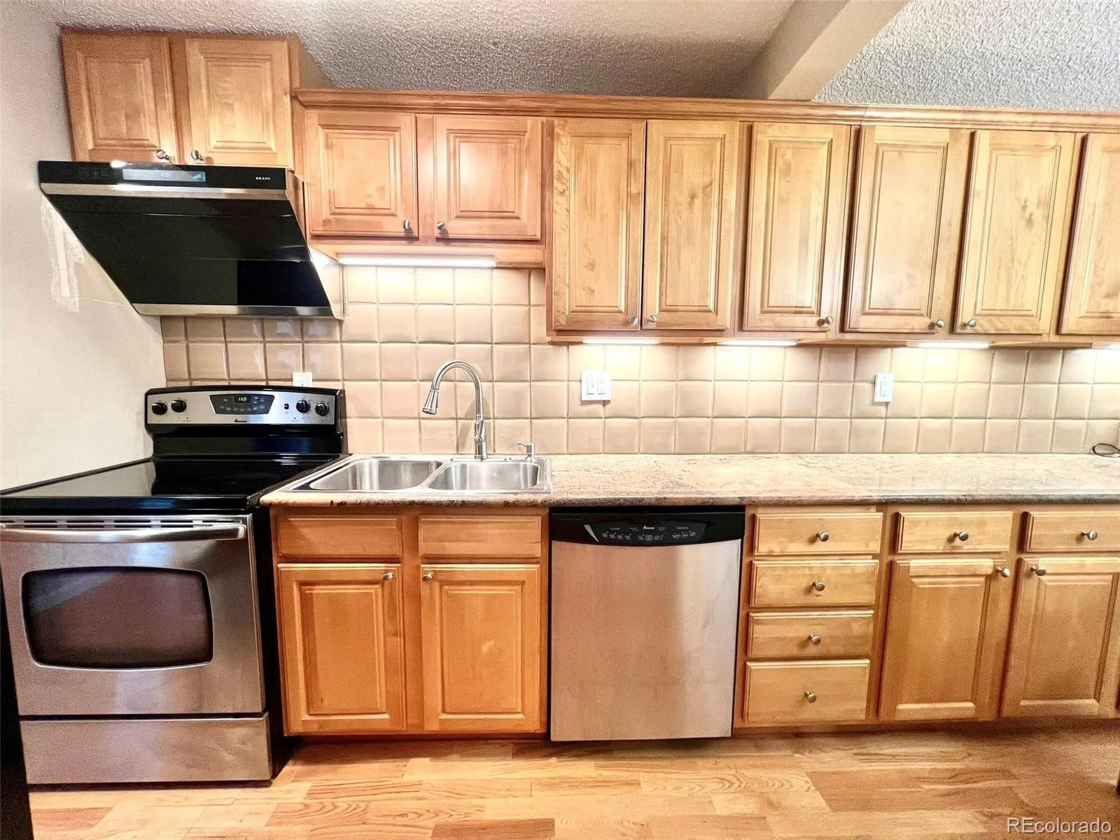 2 Adams Street #604 Denver CO 80206 | MLS #REC8312675 09172026191448 1600 10