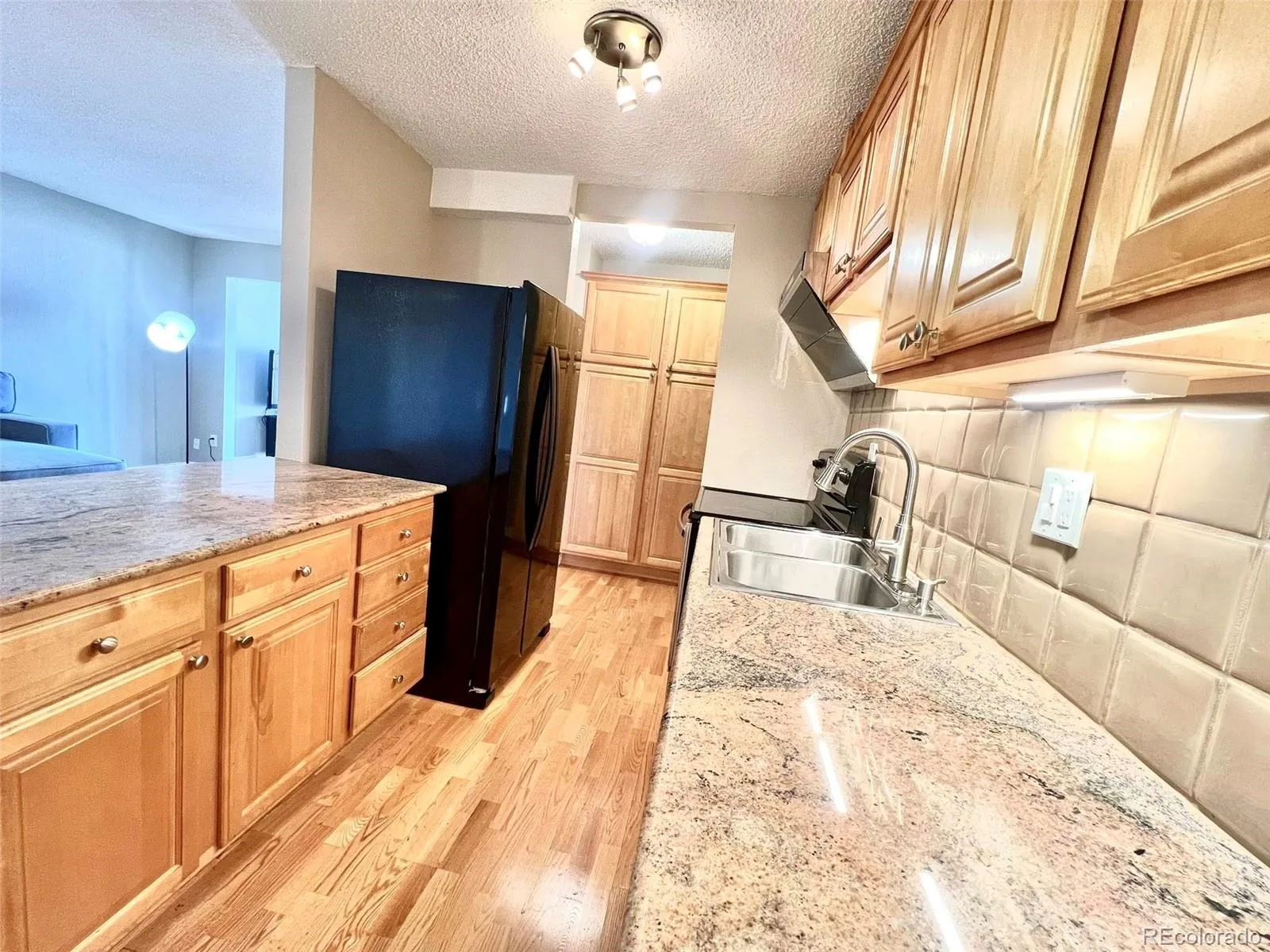 2 Adams Street #604 Denver CO 80206 | MLS #REC8312675 09172026191448 1600 11