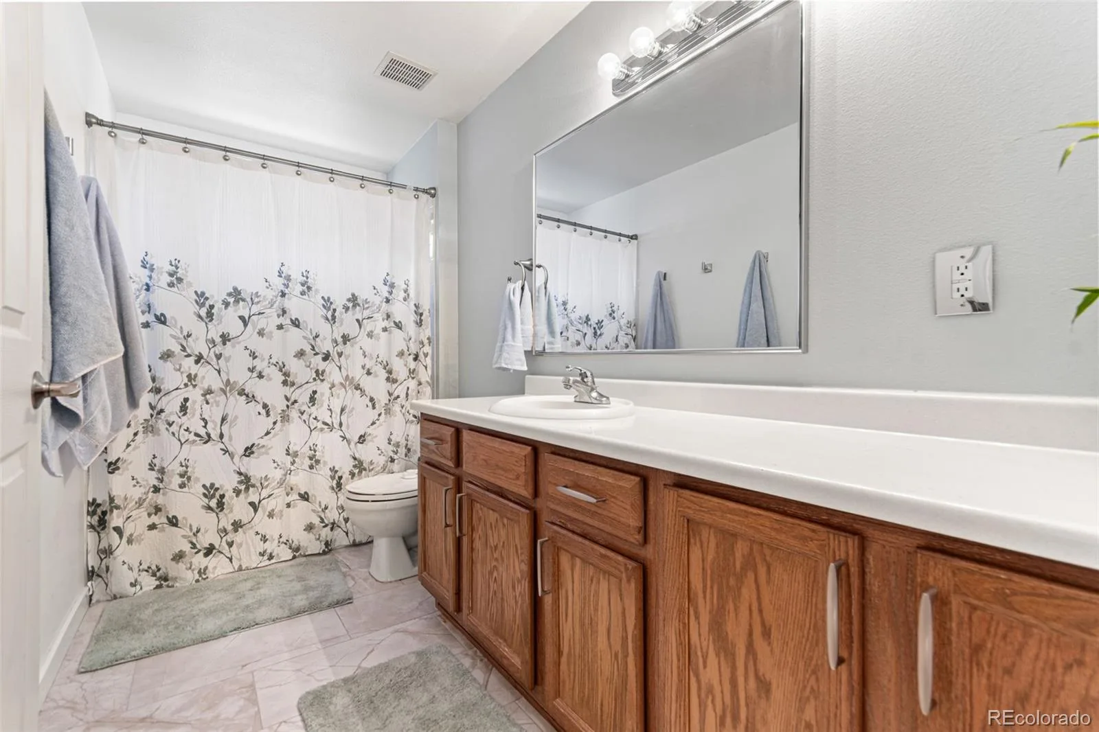 18611 E Water Drive #E Aurora CO 80013 | MLS #REC8314719 06242026042046 1600 17