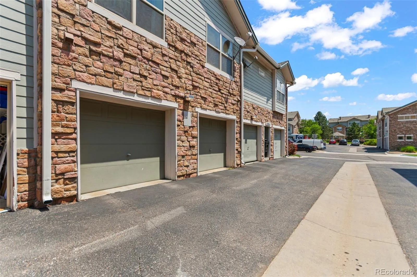 18611 E Water Drive #E Aurora CO 80013 | MLS #REC8314719 06242026042046 1600 22