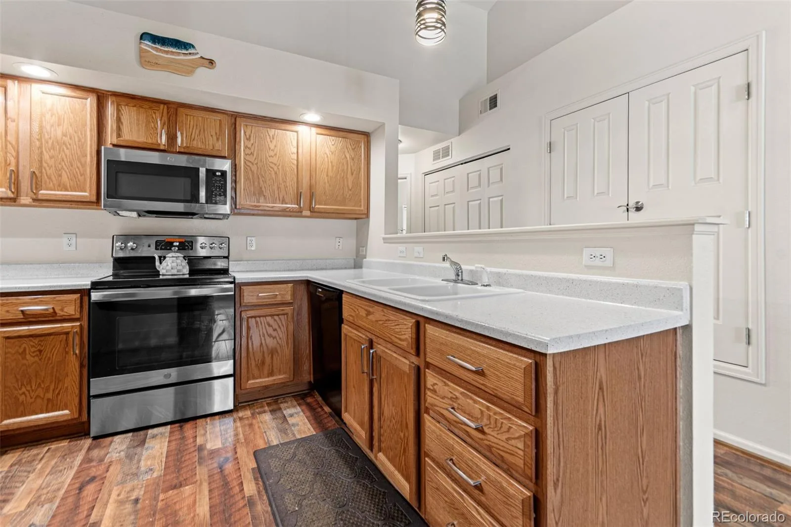 18611 E Water Drive #E Aurora CO 80013 | MLS #REC8314719 06242026042046 1600 9