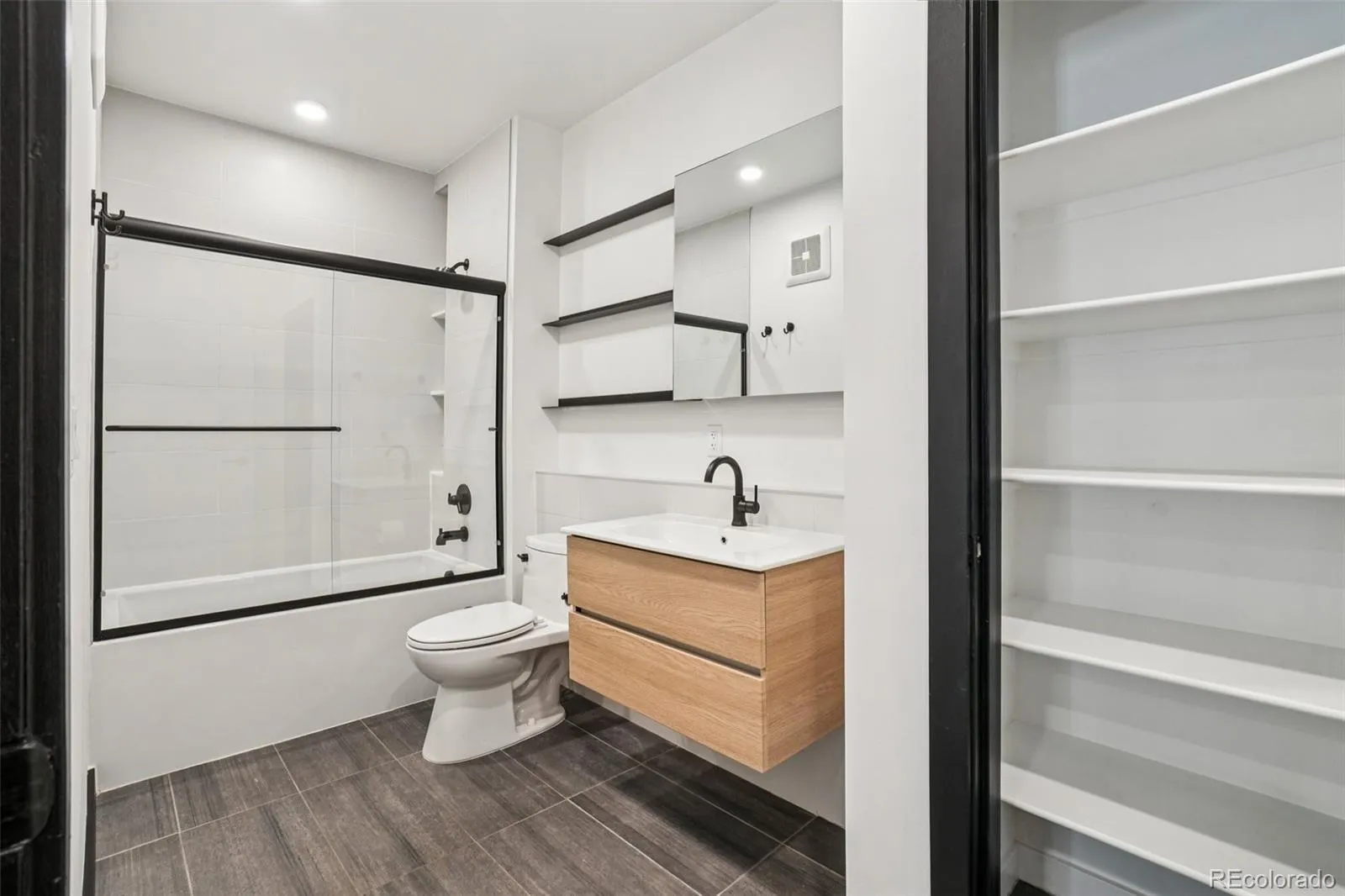 1601 Park Avenue #106 Denver CO 80218 MLS #REC8317231 05062026214423 1600 14
