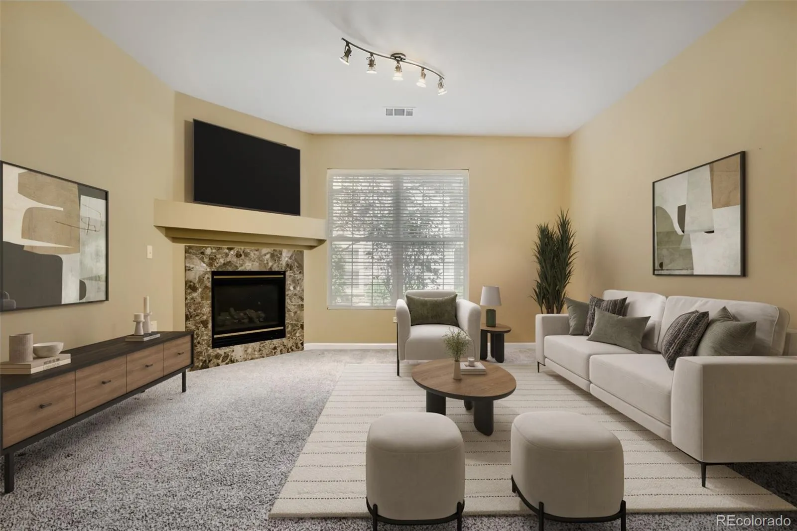 4045 S Crystal Circle #102 Aurora CO 80014 MLS #REC8318354 05282026140622 1600 0