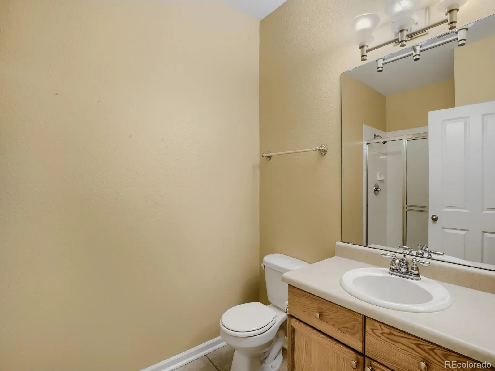 4045 S Crystal Circle #102 Aurora CO 80014 MLS #REC8318354 05282026140622 1600 19