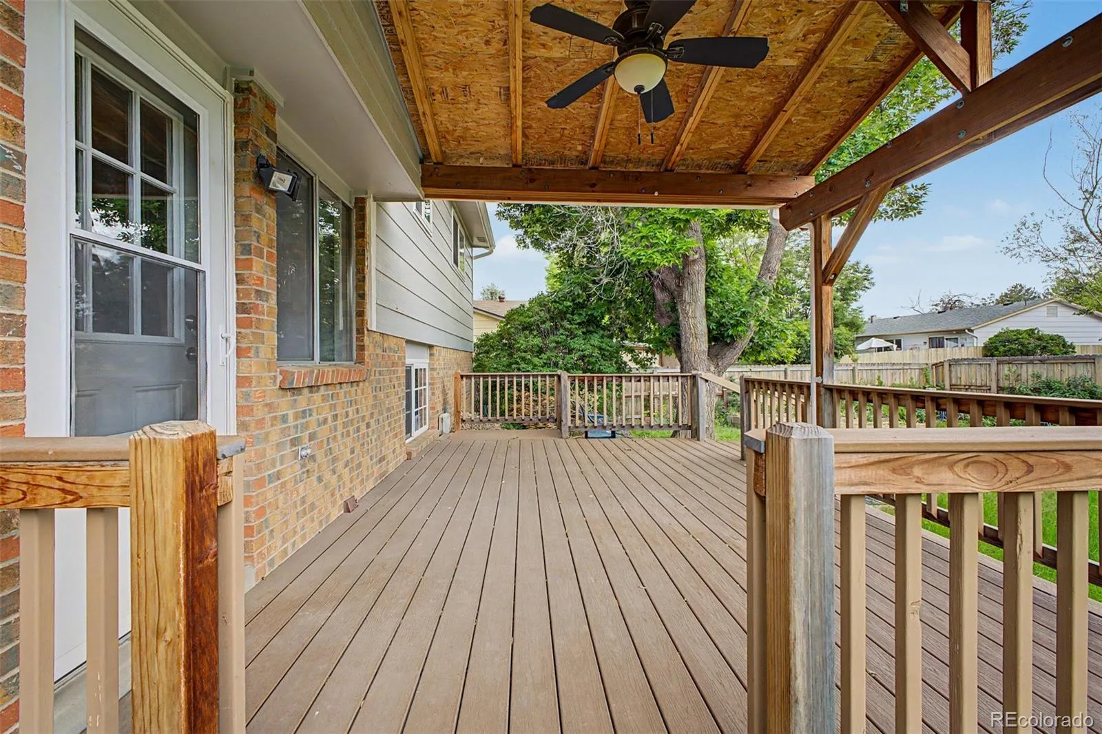 1509 S Vivian Street Longmont CO 80501 MLS #REC8318512 06032026184328 1600 36