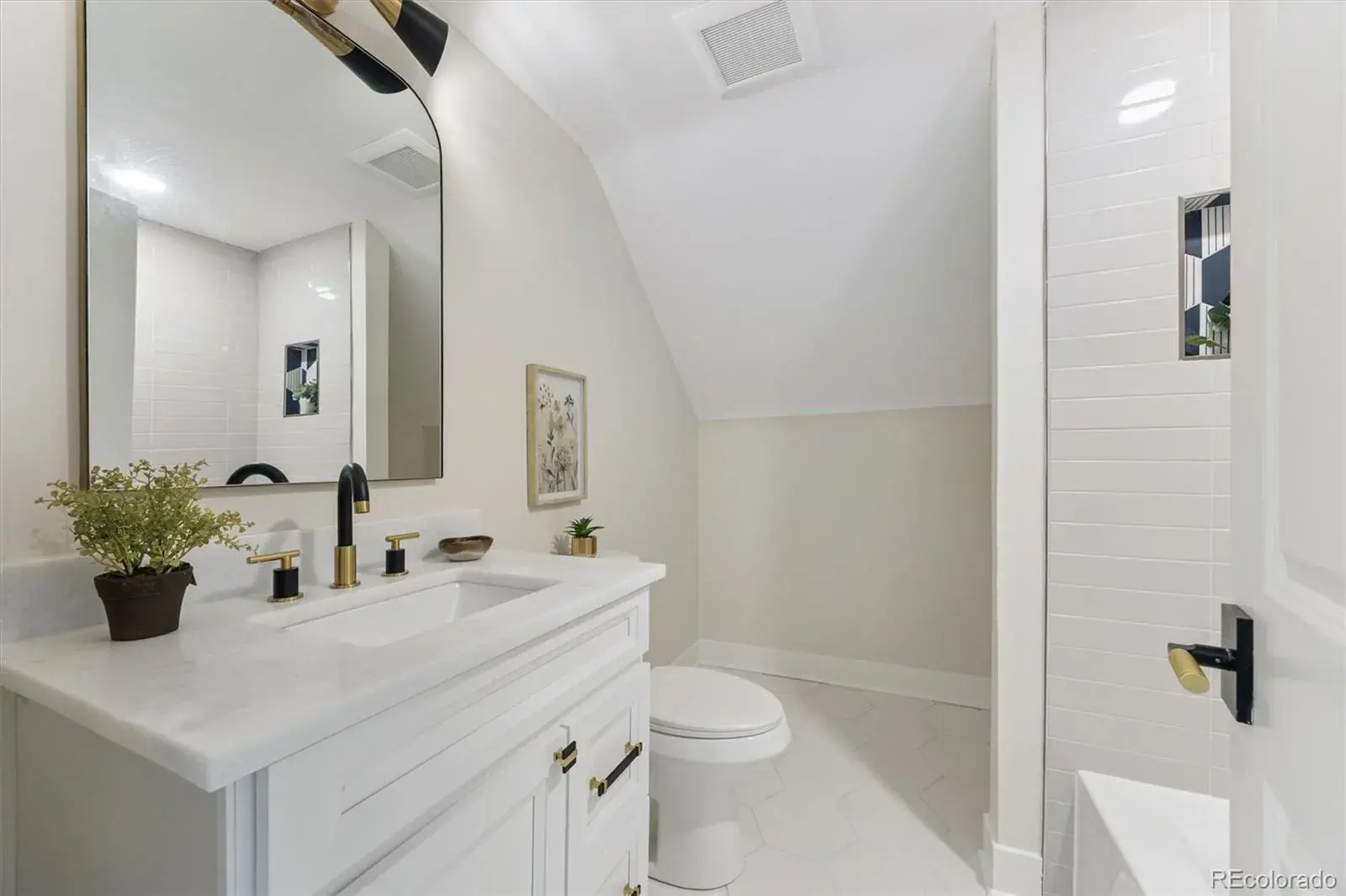 03062026221041 1600 30