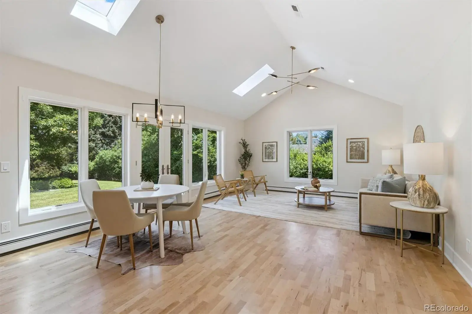 03062026221041 1600 32