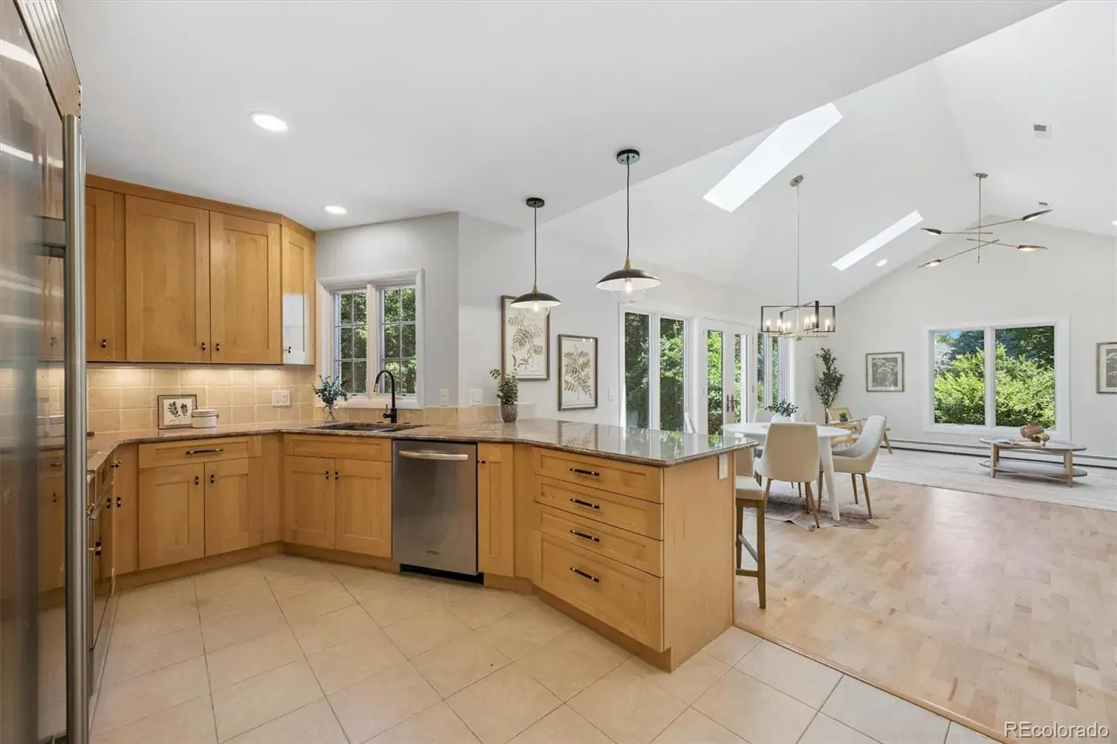 03062026221041 1600 33