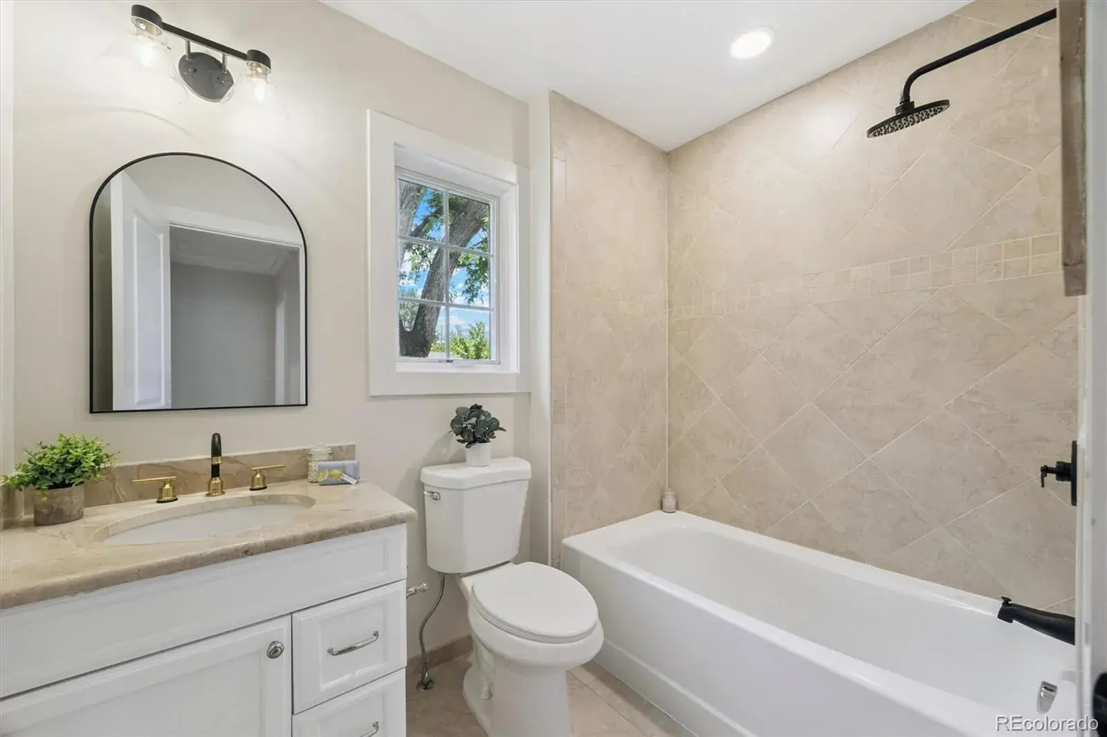 03062026221041 1600 38