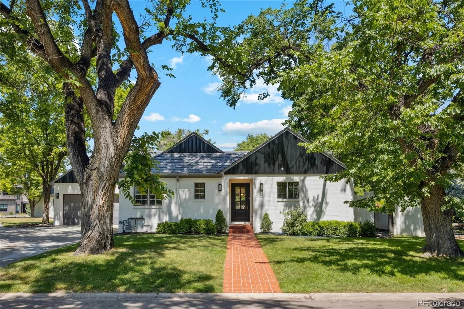 3360 S Columbine Circle Englewood CO 80113 | MLS #REC8319738 09232026011331 1600 31