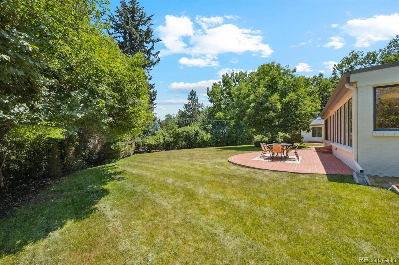 3360 S Columbine Circle Englewood CO 80113 | MLS #REC8319738 09232026011331 1600 40