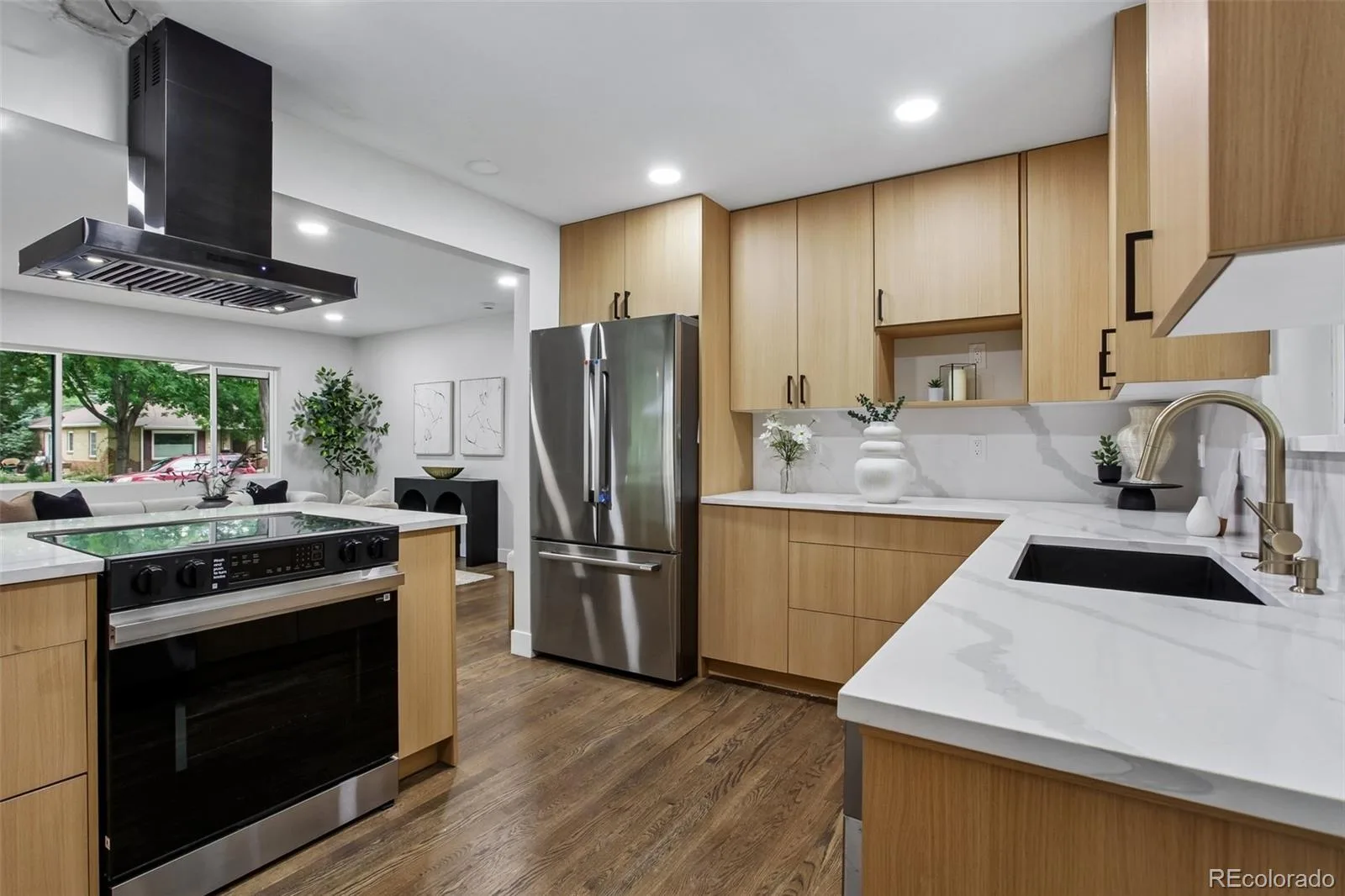 836 Grant Street Longmont CO 80501 | MLS #REC8320556 08172026231038 1600 3