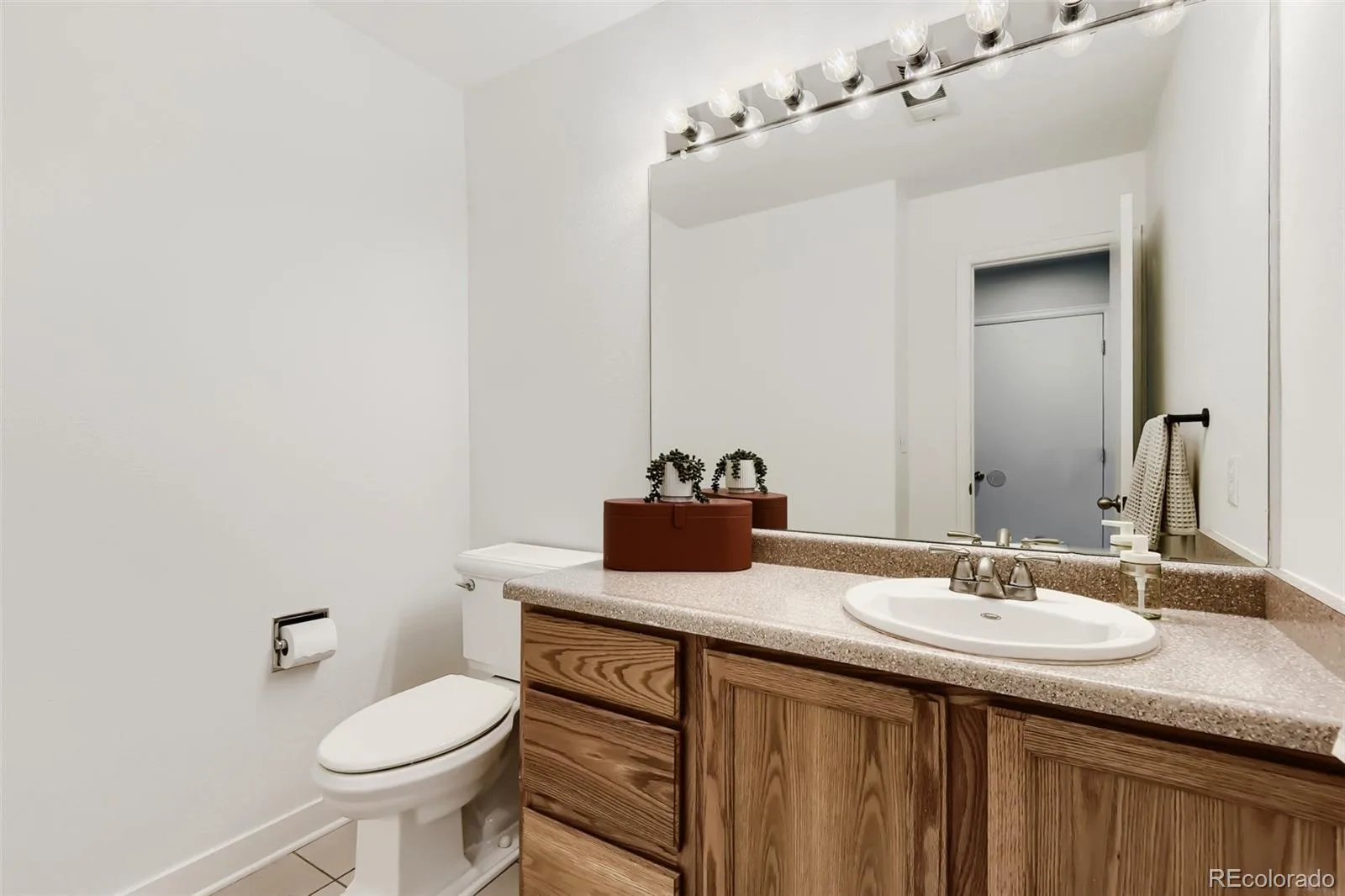 4809 Collinsville Place Littleton CO 80130 | MLS #REC8320967 07232026235703 1600 14