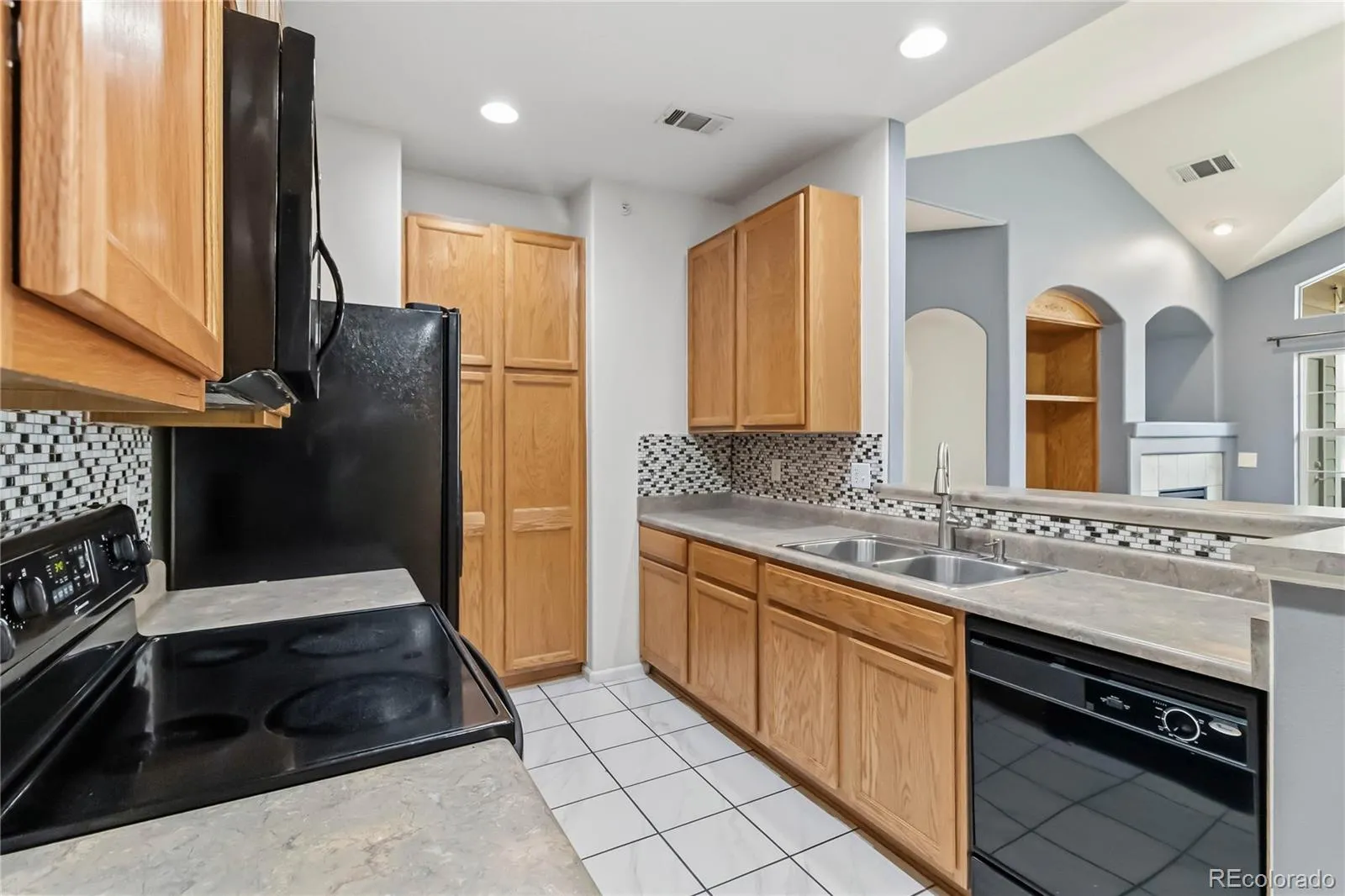 1561 Olympia Circle #304 Castle Rock CO 80104 | MLS #REC8321871 05062026193839 1600 29