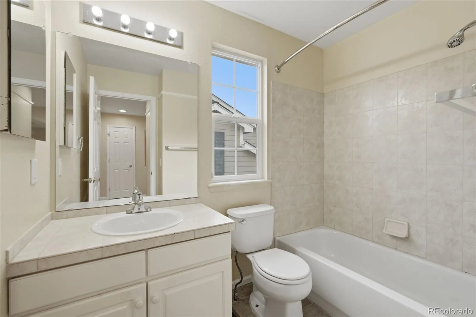 1161 Riddlewood Road Highlands Ranch CO 80126 | MLS #REC8324586 06302026170826 1600 21