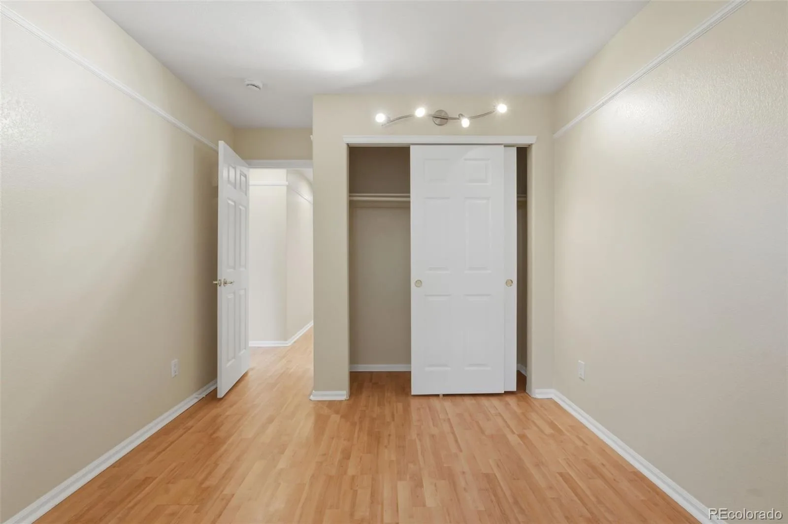 1161 Riddlewood Road Highlands Ranch CO 80126 | MLS #REC8324586 06302026170826 1600 23