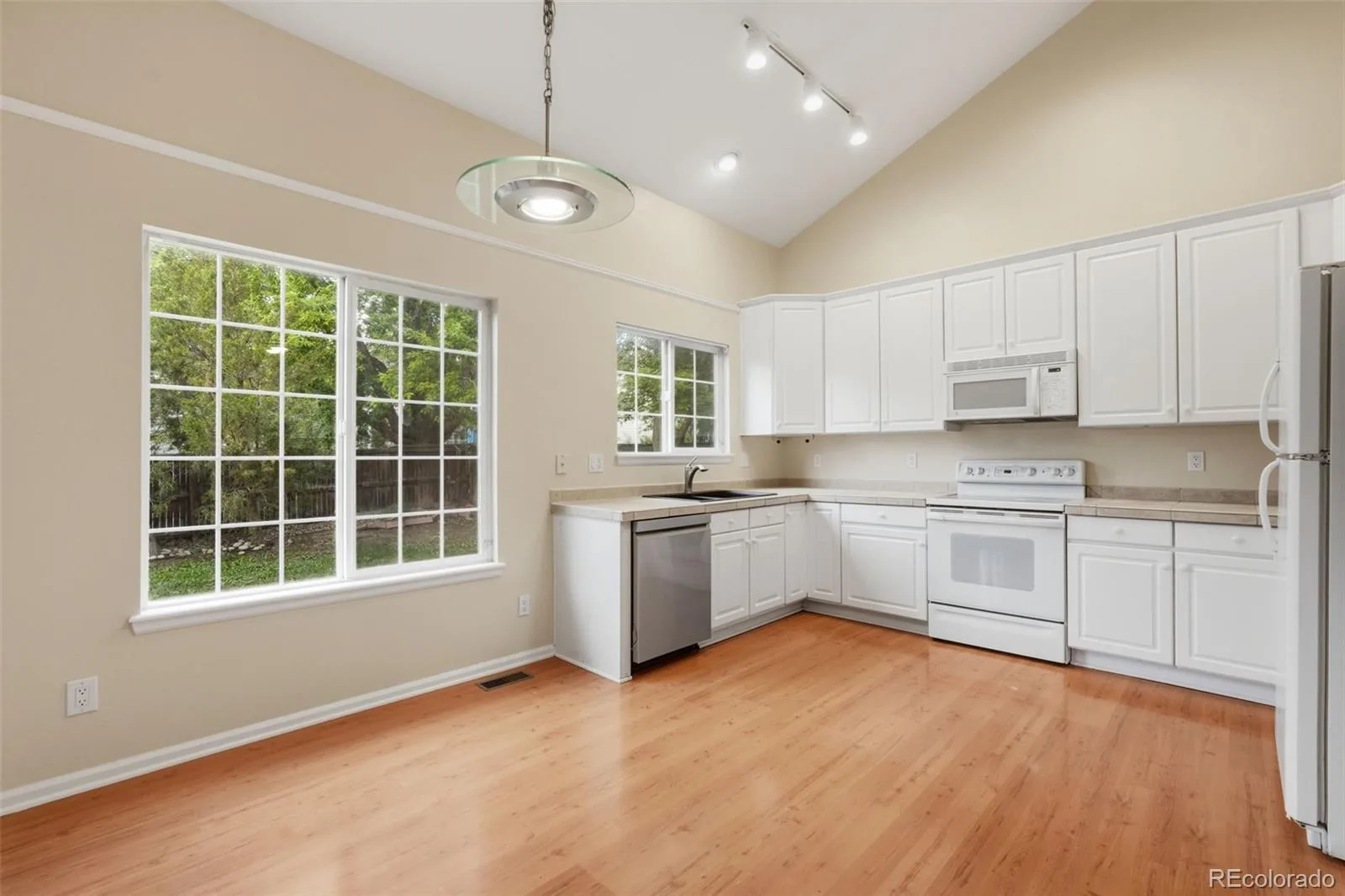 1161 Riddlewood Road Highlands Ranch CO 80126 | MLS #REC8324586 06302026170826 1600 7