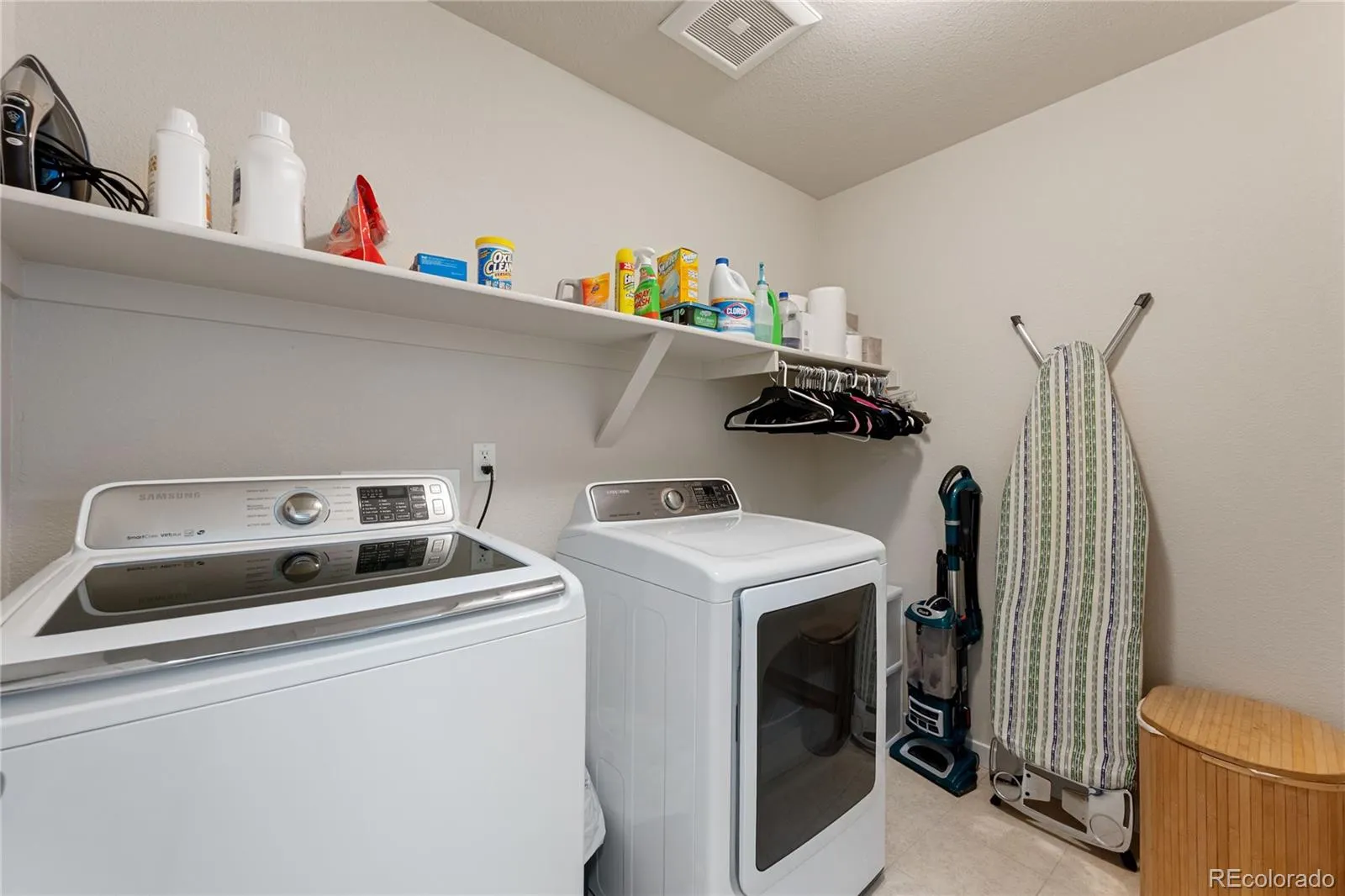 04102026195910 1600 10