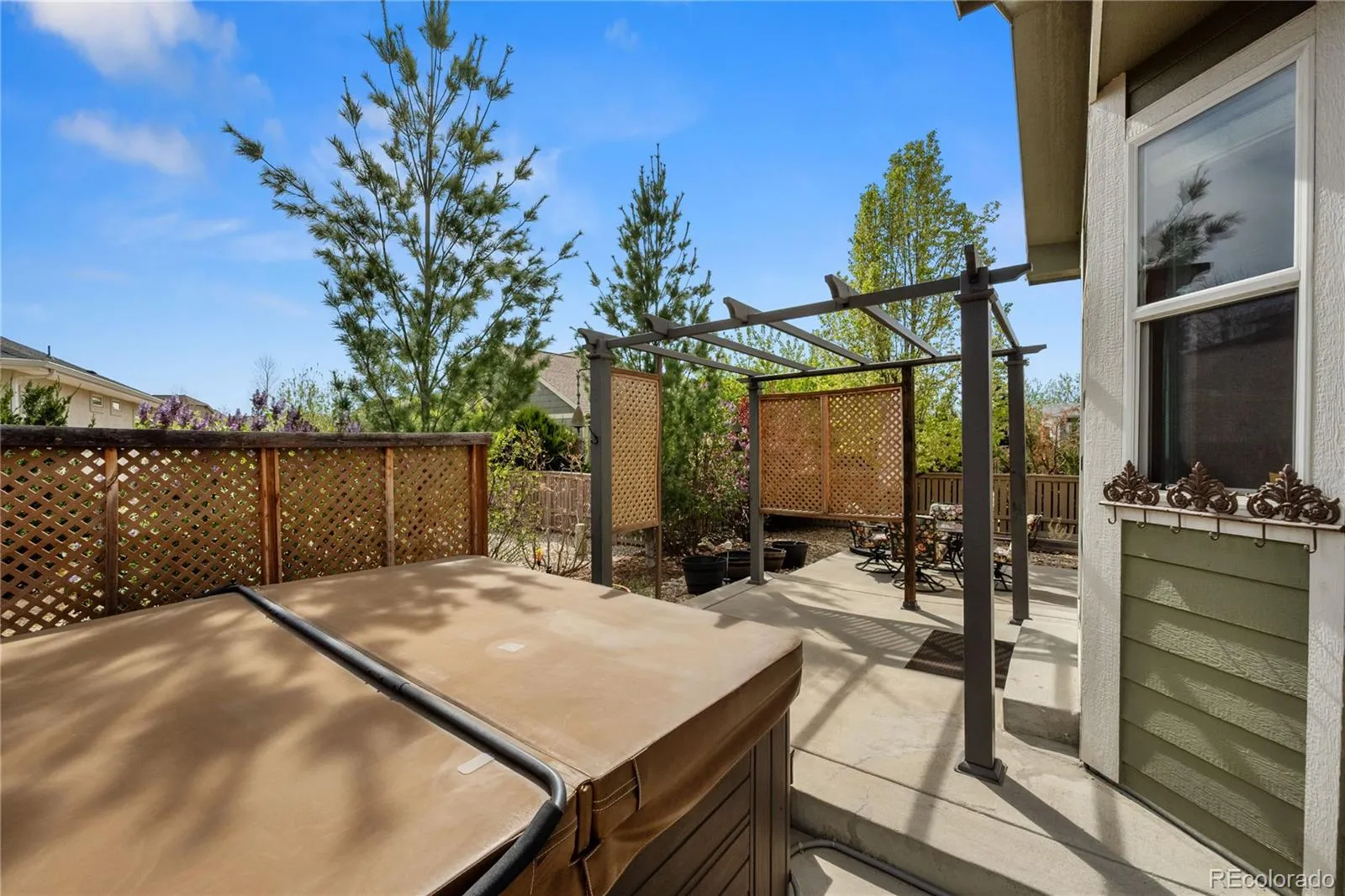 04102026195910 1600 18