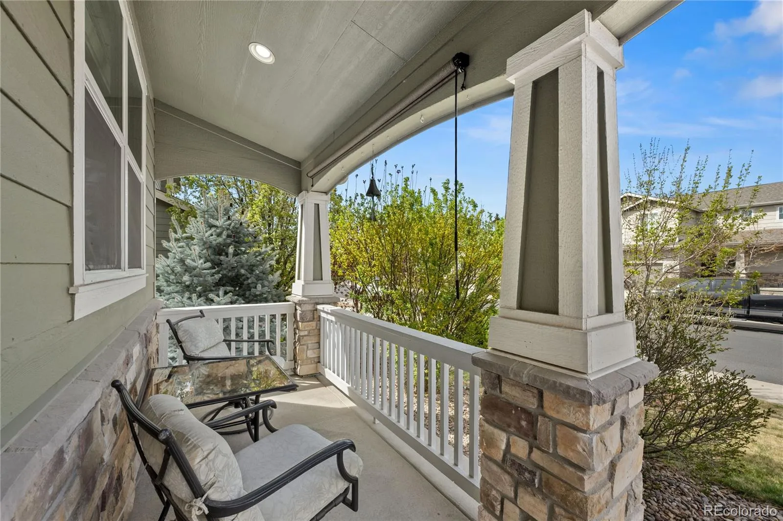 04102026195910 1600 21