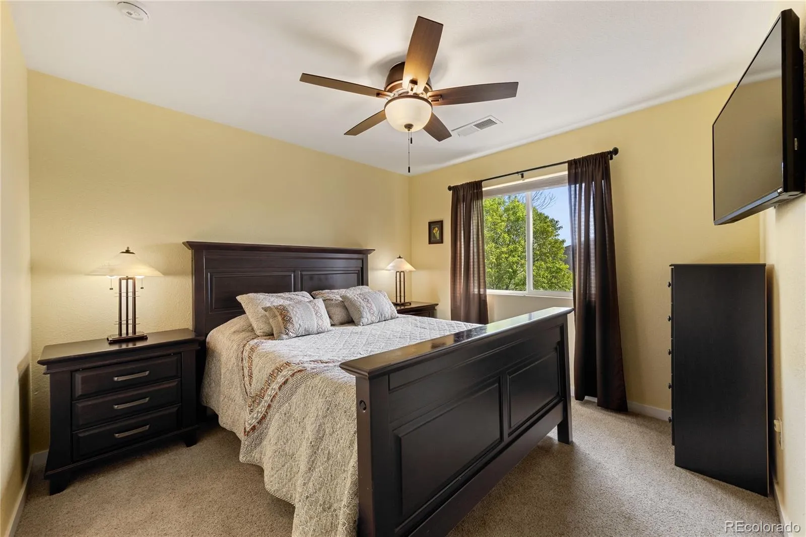 04102026195910 1600 8