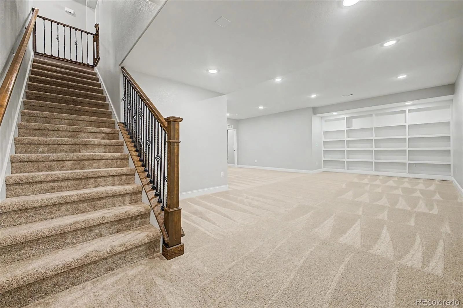 14860 Rosemary Way Thornton CO 80602 | MLS #REC8325870 08212026205559 1600 31