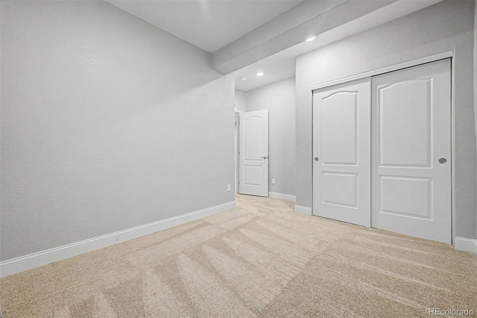 14860 Rosemary Way Thornton CO 80602 | MLS #REC8325870 08212026205559 1600 40