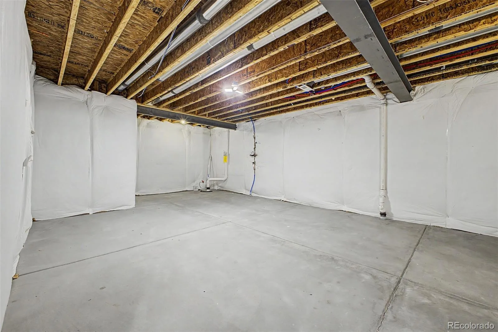 14860 Rosemary Way Thornton CO 80602 | MLS #REC8325870 08212026205559 1600 42