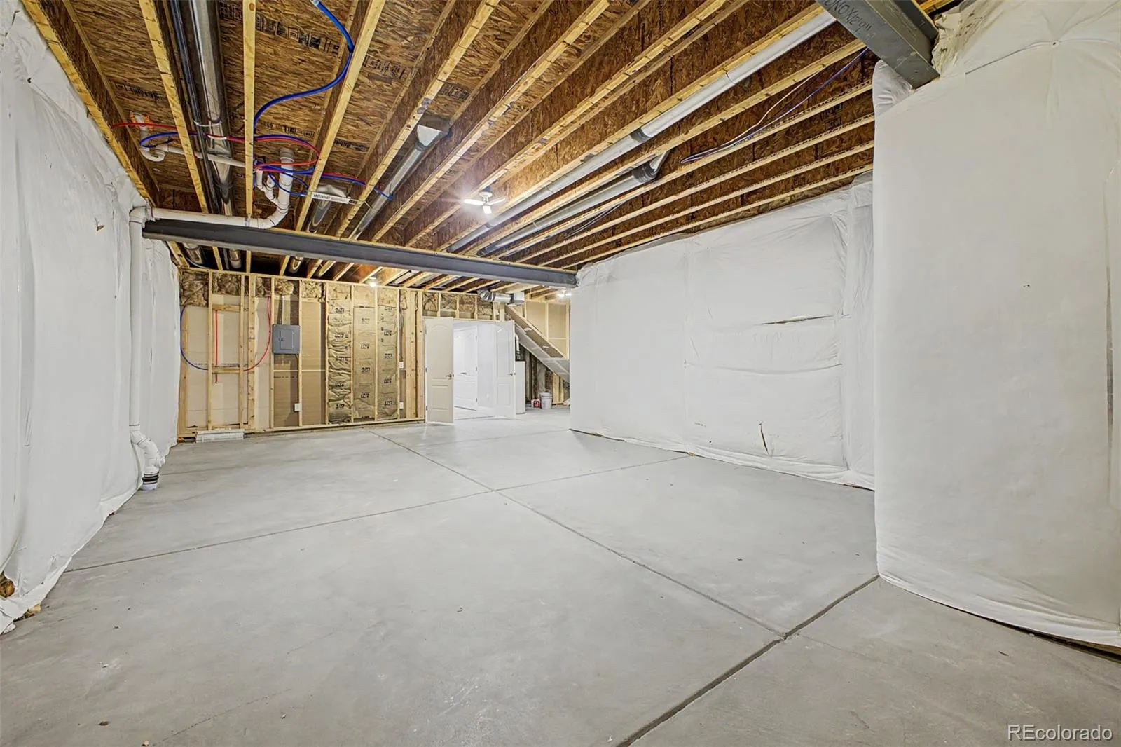 14860 Rosemary Way Thornton CO 80602 | MLS #REC8325870 08212026205559 1600 44
