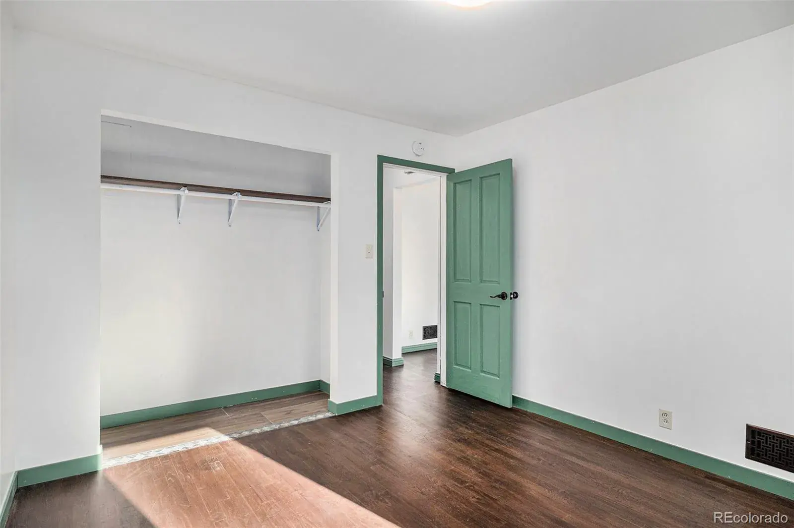 1825 S Vallejo Street Denver CO 80223 MLS #REC8327261 02172026175251 1600 10