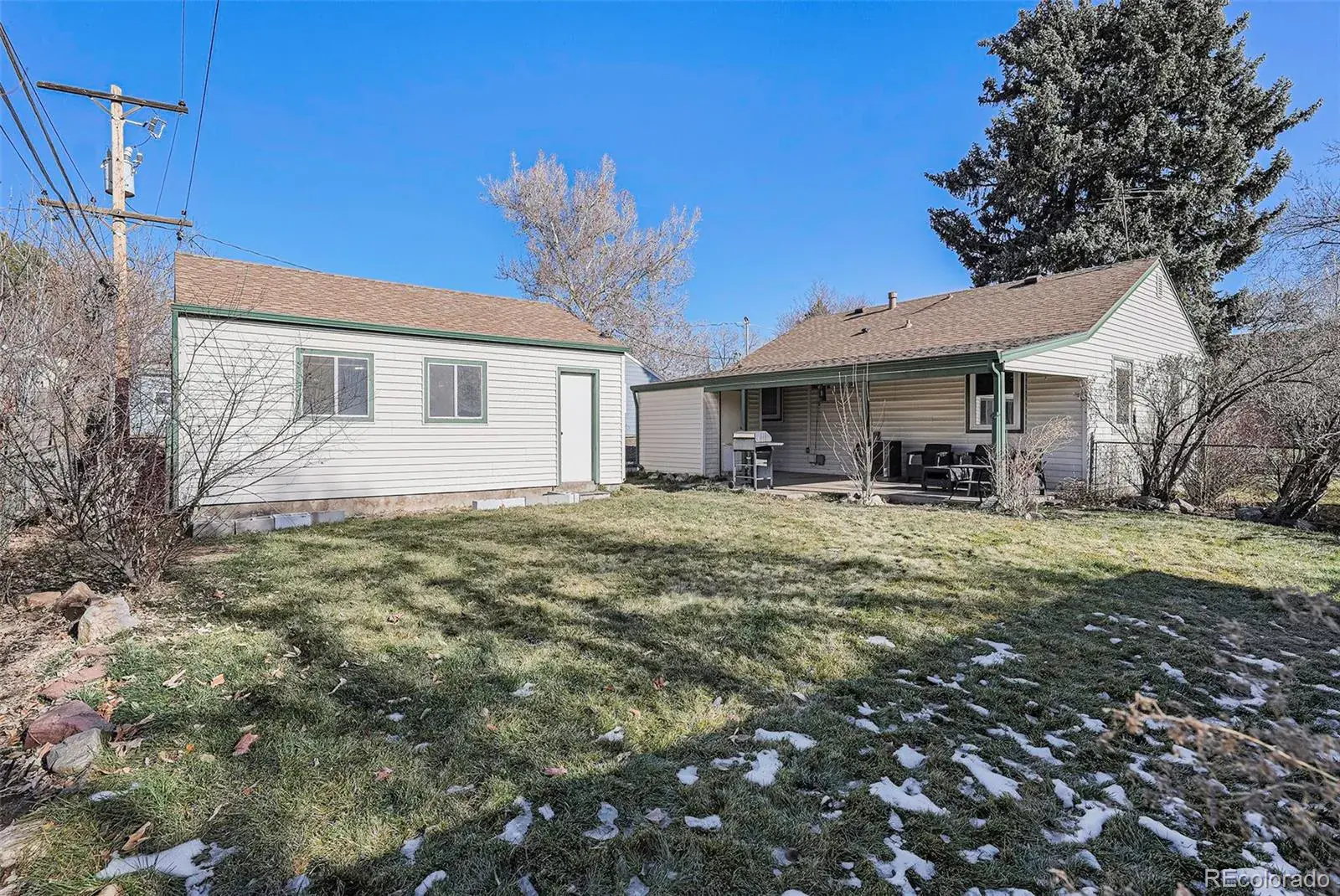1825 S Vallejo Street Denver CO 80223 MLS #REC8327261 02172026175251 1600 14