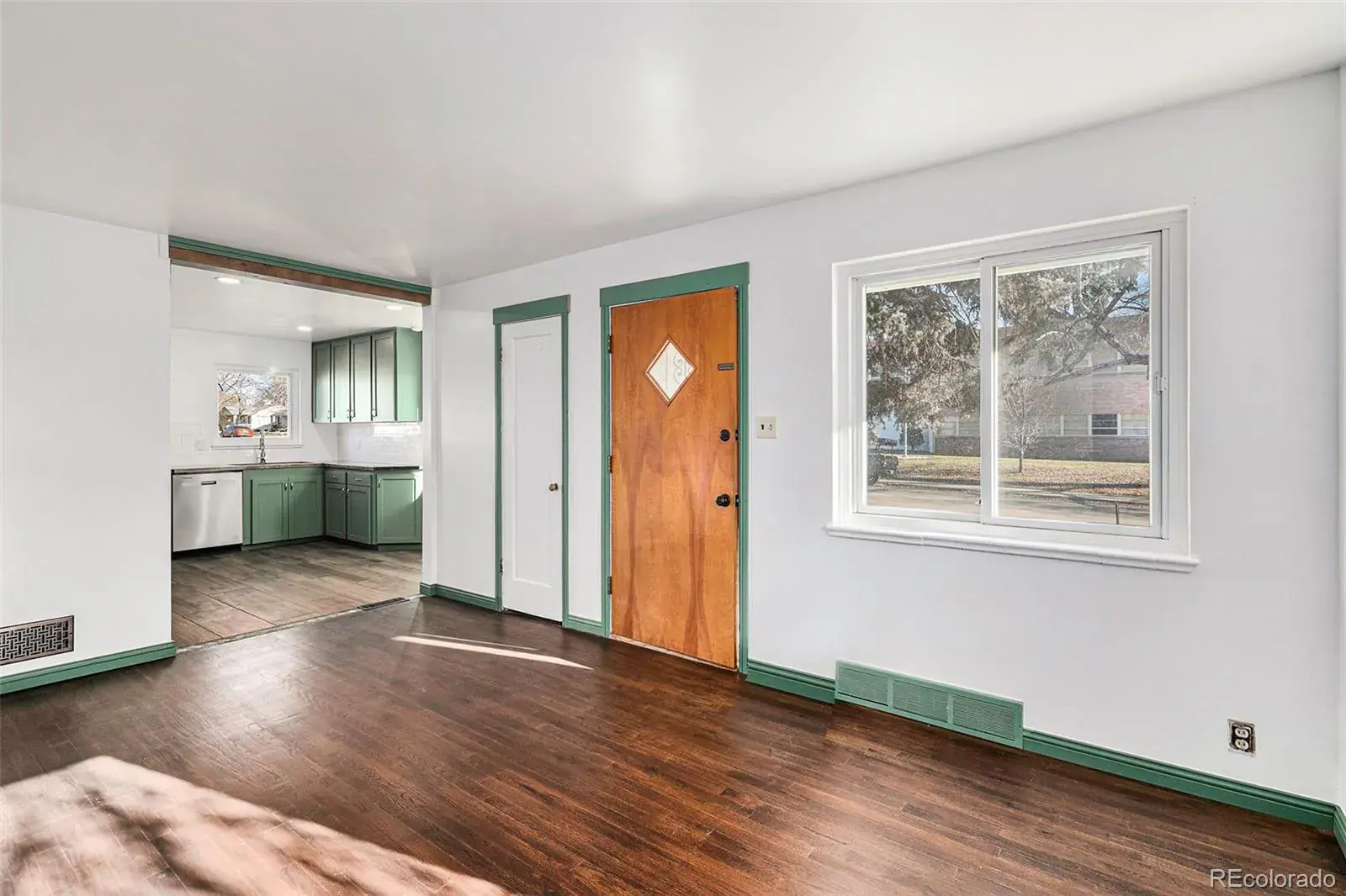 1825 S Vallejo Street Denver CO 80223 MLS #REC8327261 02172026175251 1600 2